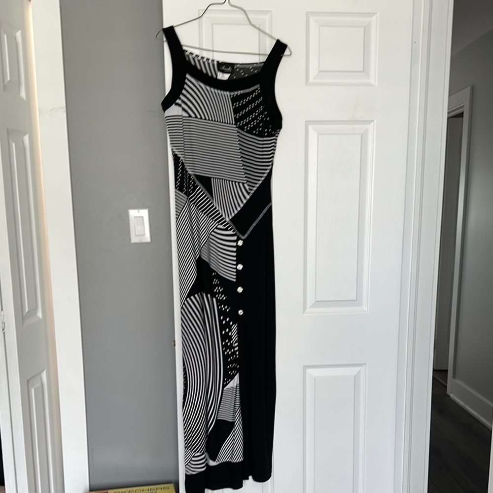 Black and White Geometric Dress
